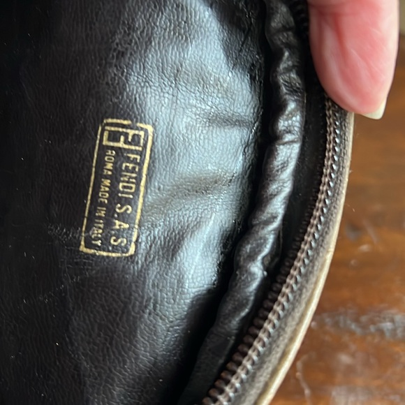 Fendi crossbody - Picture 10 of 12